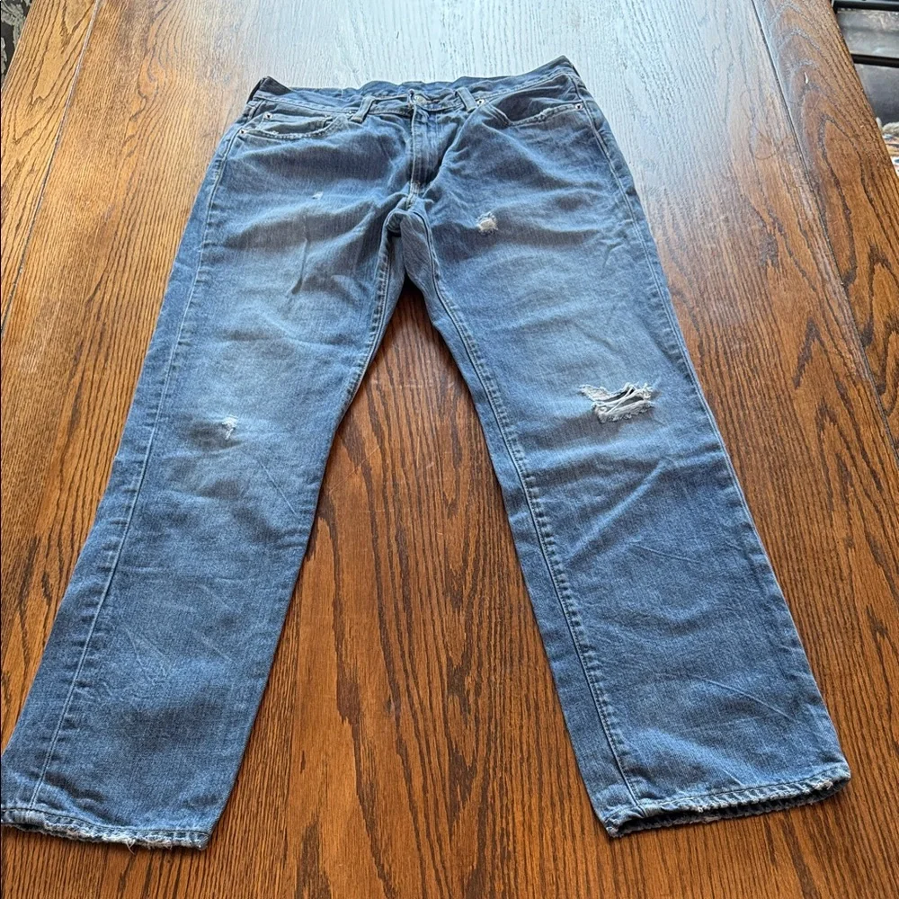 Levi’s 541 Faded Distressed Athletic Fit Jeans 32x32 comfy soft worn look